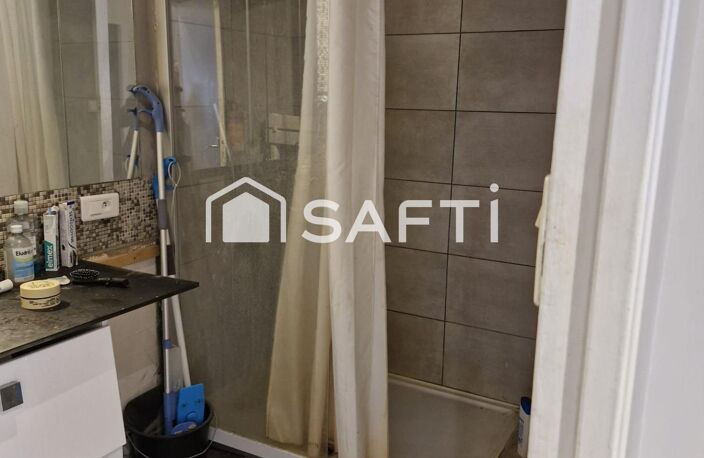 appartement avec belle surface , 3 CHAMBRES , clair et au calme . — photo 5