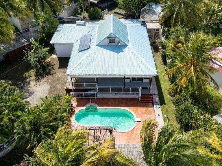 Maison à deux pas de la plage et des commodités! — photo 1