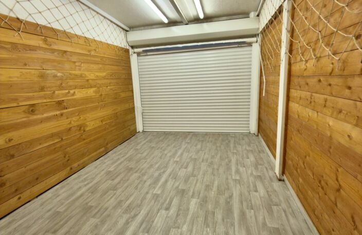 Vente Local commercial 43 m&sup2; — photo 3