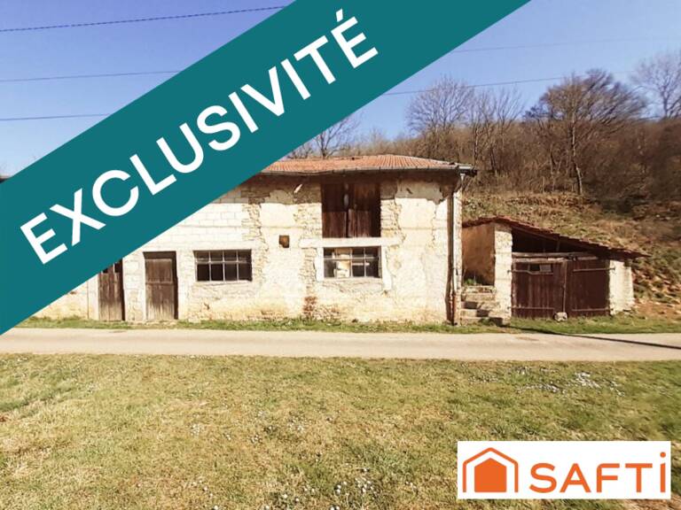 Ancien lieu d'élevage, à la campagne. — photo 1