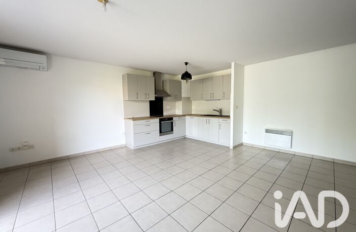Location Appartement 3 pièces — photo 2
