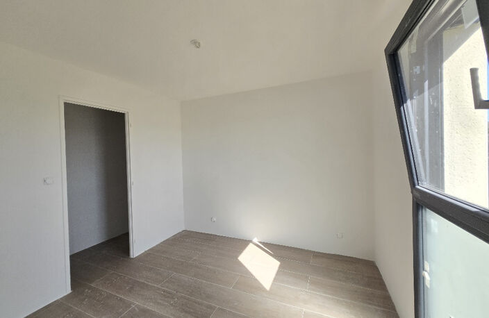 Villa année 2025 de 110 m2 hab. sur terrain clos de 310 m2 s — photo 4