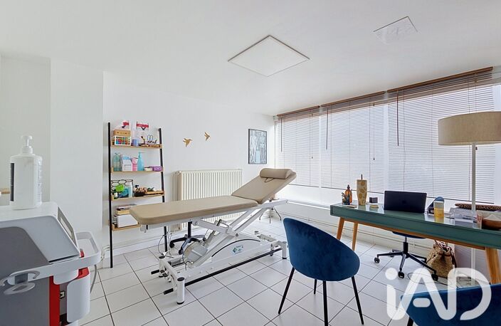 Vente Boutique/Local commercial 130 m&sup2; — photo 2