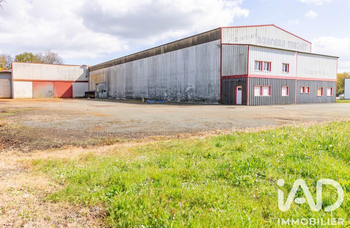 Vente Boutique/Local commercial 2 150 m&sup2; — photo 3