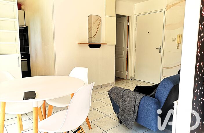 Location Appartement 1 pièce — photo 2