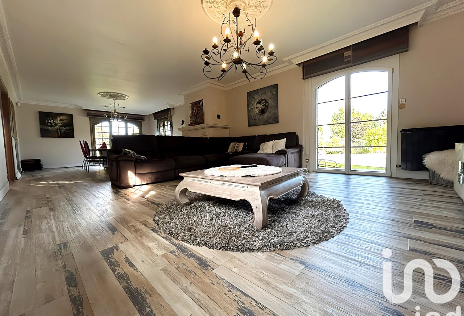 Vente Maison/villa 9 pièces — photo 1