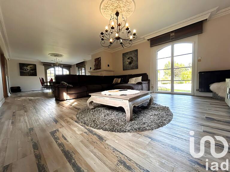 Vente Maison/villa 9 pièces — photo 1