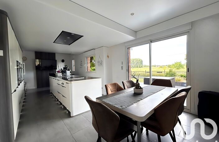 Vente Maison/villa 9 pièces — photo 4