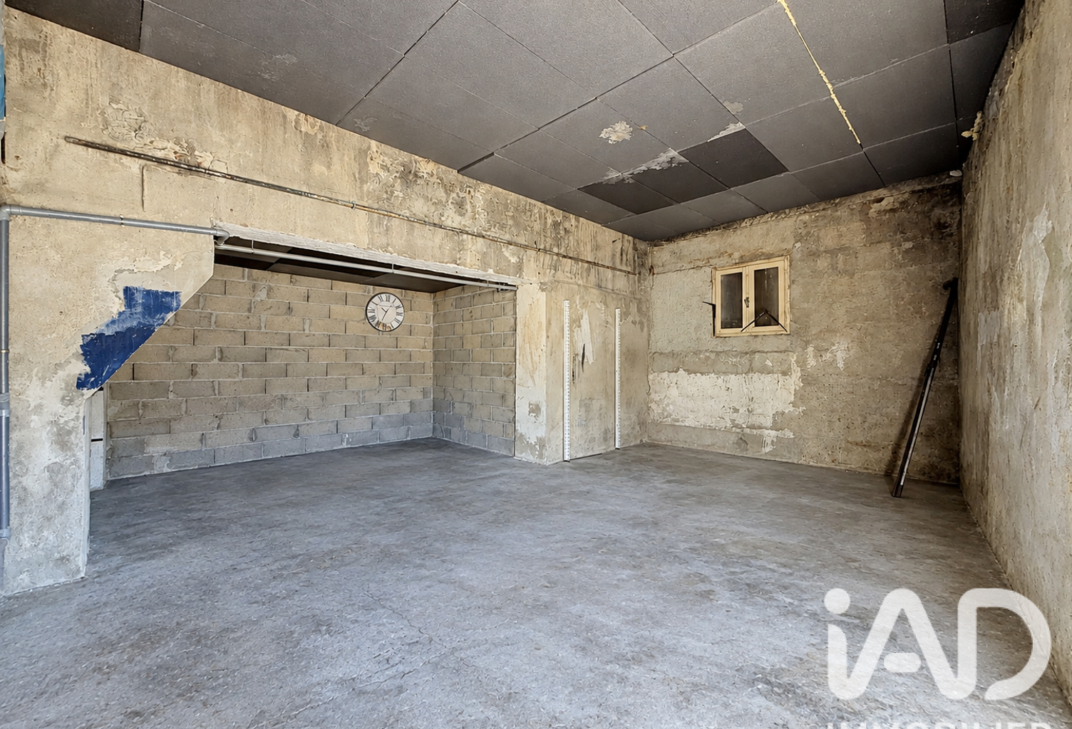 Vente Garage 40 m&sup2; — photo 1