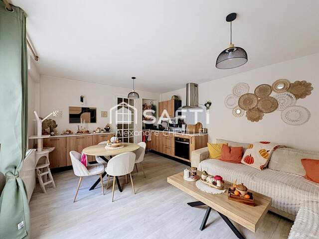 Vichy hypercentre : T3 65m² rénové + cour privée — photo du bien