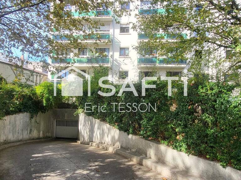 Appartement au calme sur un espace vert reposant — photo 1