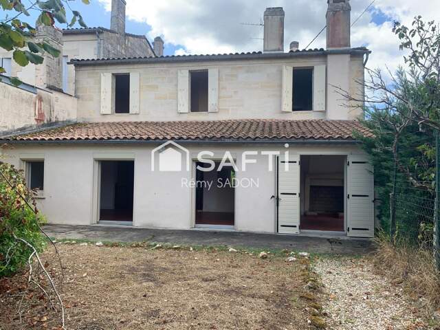 Maison charmante à rénover, jardin piscinable — photo du bien