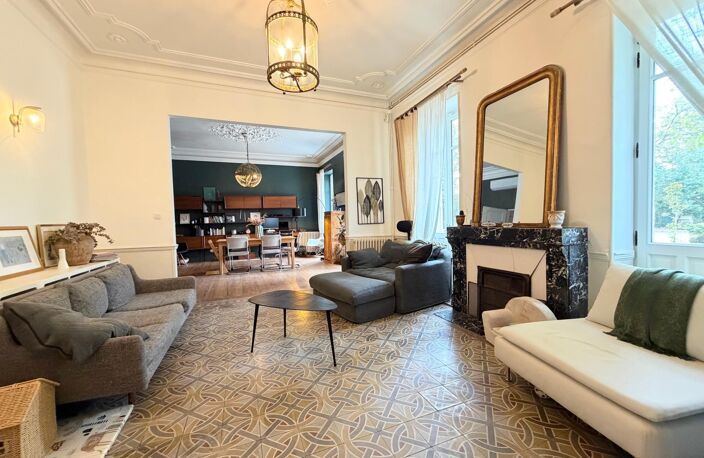 Maison de 180m2, piscine, jardin et pétanque! — photo 3