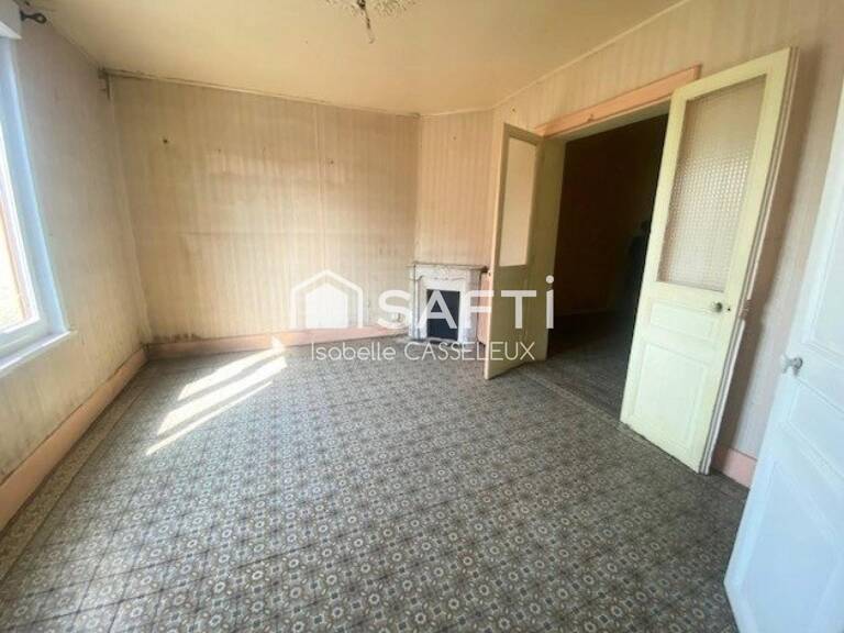 Maison de ville avec 2 chambres, cour, garage — photo 1