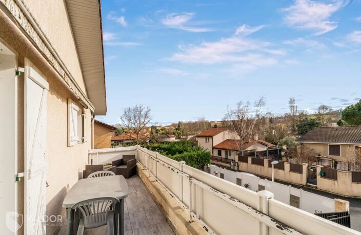JASSANS RIOTTIER - Maison sur sous-sol - Deux habitations possibles — photo 3