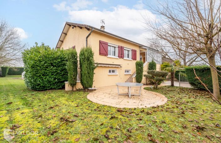 Maison sur sous-sol de 153 m² habitables – Proximité gare SNCF - 1 334 m² de terrain — photo 2