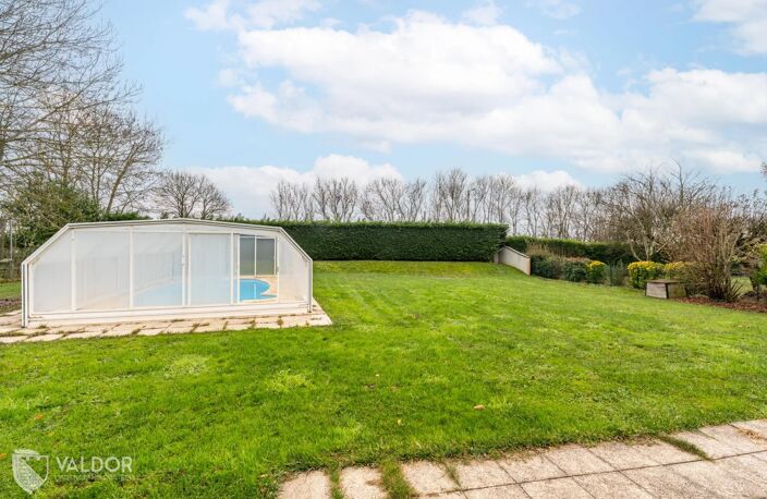 Maison sur sous-sol de 153 m² habitables – Proximité gare SNCF - 1 334 m² de terrain — photo 3