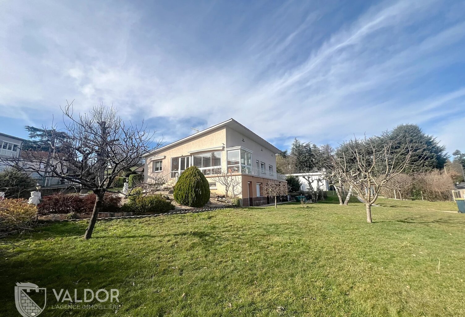 Vente maison 5 pièces 175 m² Sorbiers (42290) — photo 1