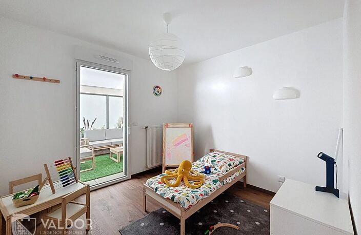 Appartement T4 avec terrasse, box et garage – Hyper centre Villefranche-sur-Saône — photo 4