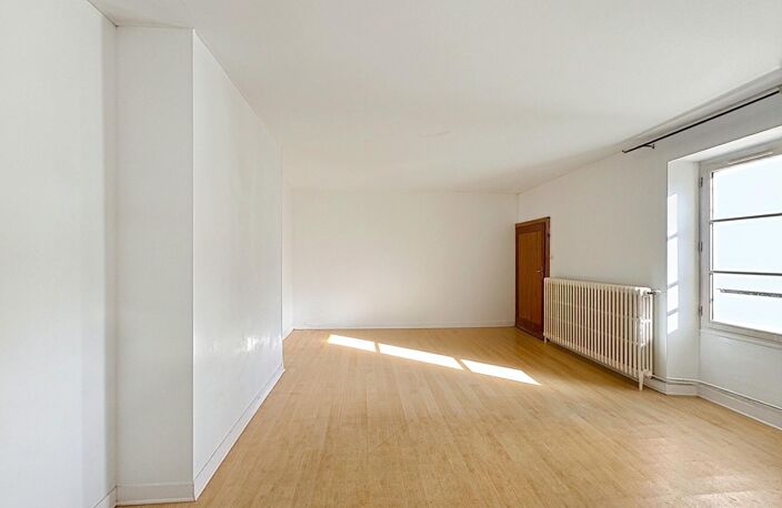 T3 HYPER CENTRE DE SABLE SUR SARTHE — photo 4