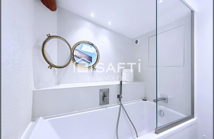 7eme  DUPLEX 144 M² VUE VIEUX-PORT avec parking — photo 5