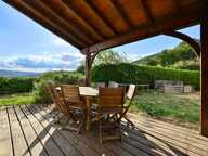 THURINS - Maison familiale individuelle de 196 m² habitables avec 6 chambres  Terrain de 550 m² — photo 3