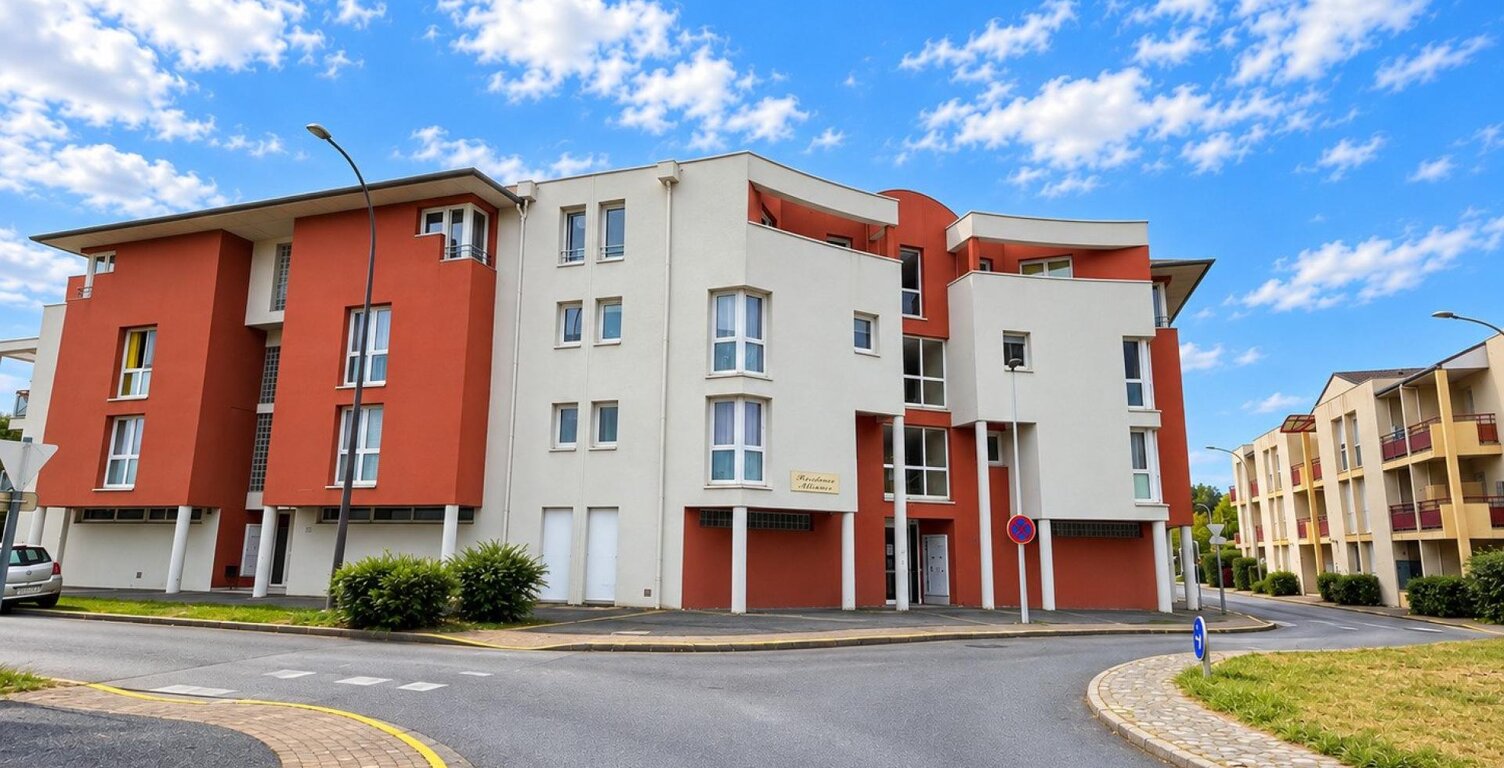 STUDIO MEUBLÉ 20.87m²  LONS — photo 1
