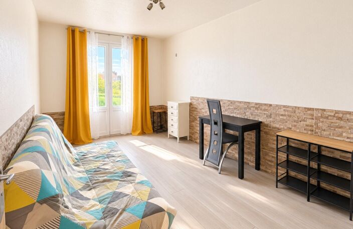 STUDIO MEUBLÉ 20.87m²  LONS — photo 2