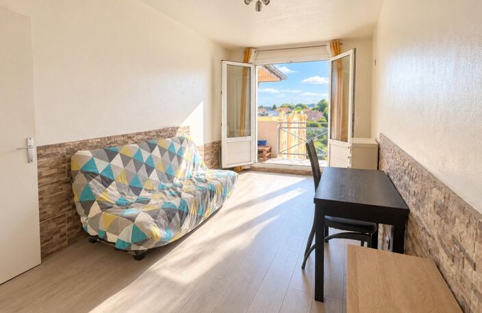 STUDIO MEUBLÉ 20.87m²  LONS — photo 4