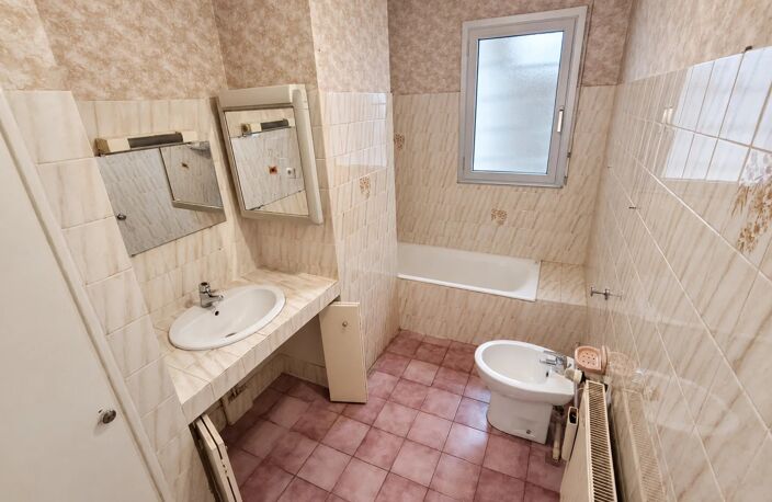 Maison de plain-pied 104 m² – 3 chambres, garage et jardin — photo 5