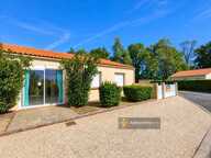 Maison de plain-pied 104 m² – 3 chambres, garage et jardin — photo 2