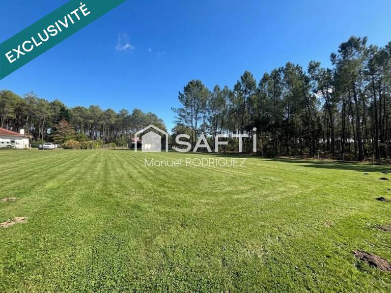 À VENDRE  TERRAIN CONSTRUCTIBLE DE 3 440 m² À LUXEY — photo 1