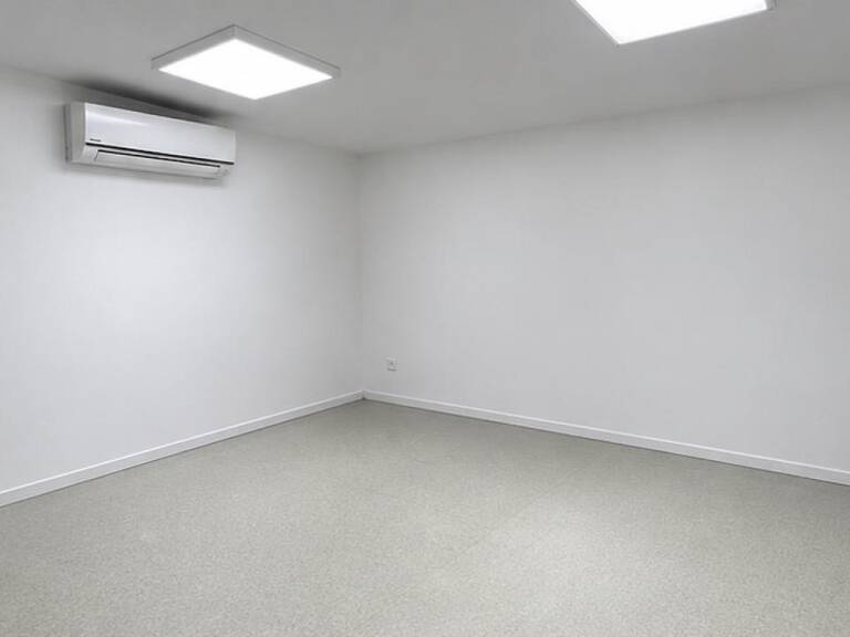 BUREAU + ESPACE DE STOCKAGE — photo 1