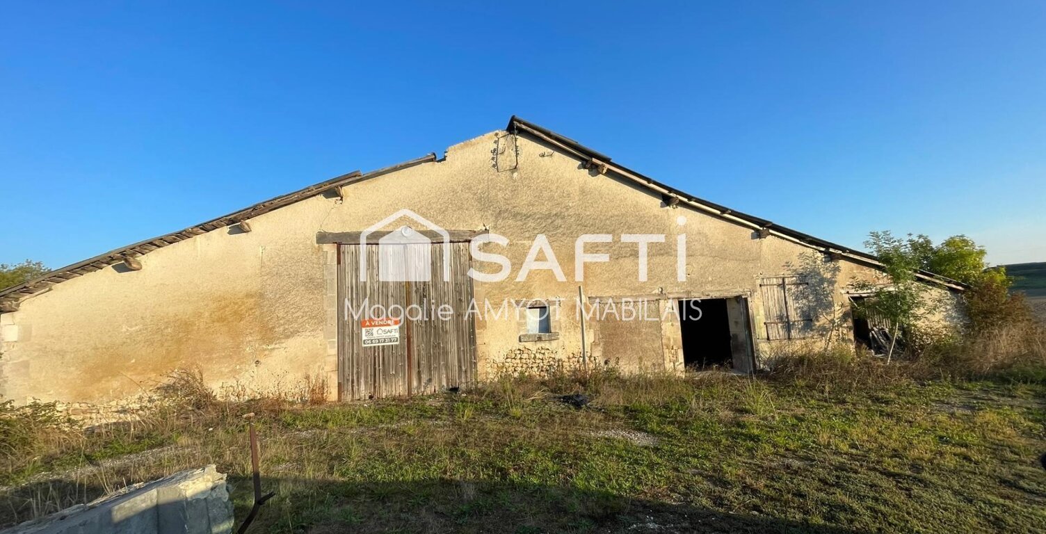 ANCIEN CHAI A REHABILITER sur terrain de 3400m² — photo 1