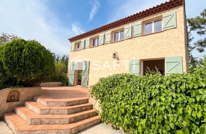 Vue mer d'exception à Sanary-sur-Mer : villa lumineuse de 135 m², grande piscine et jardin arboré, au calme absolu proche des plages. — photo 2