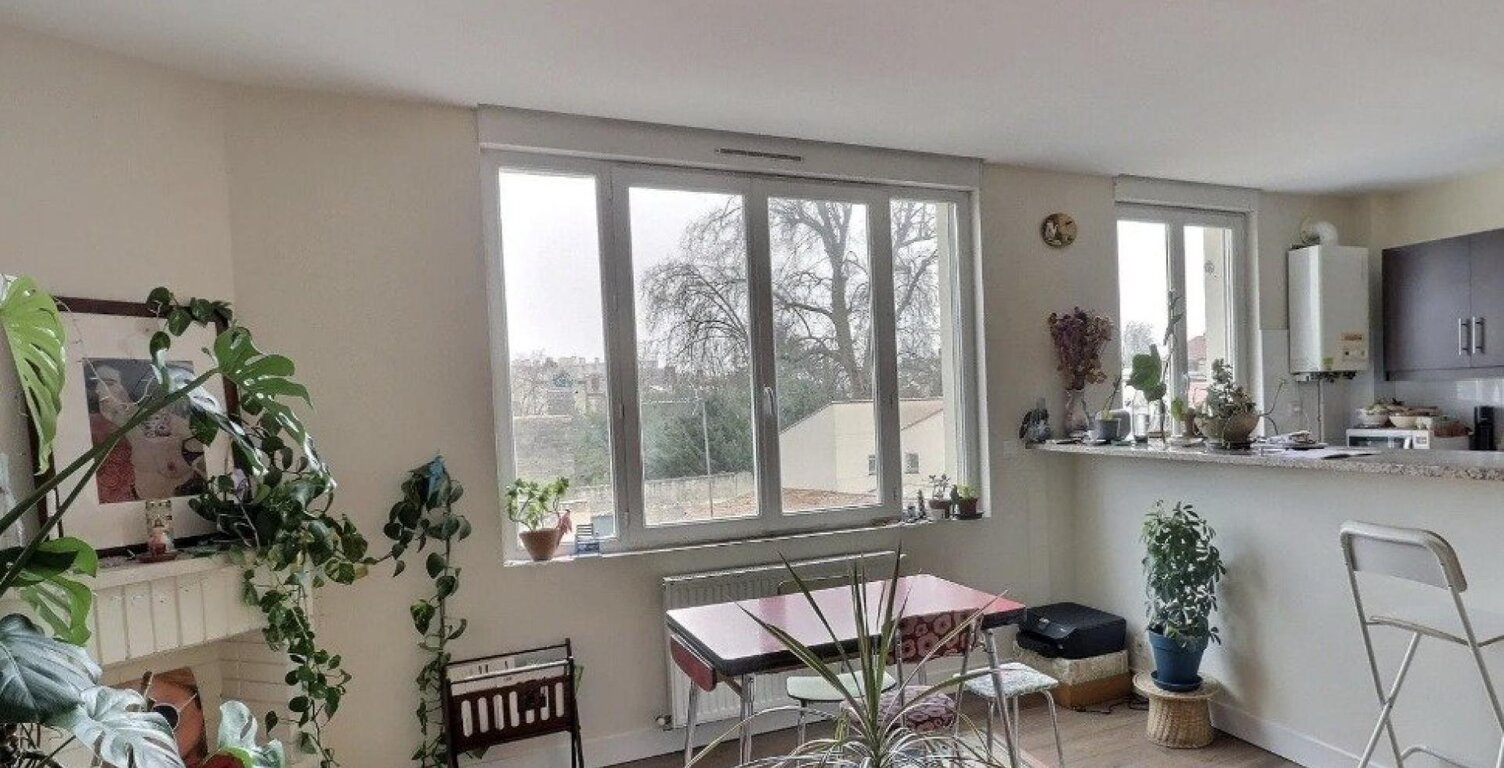BEAU T3 TRAVERSANT DE 73m² - DERNIER ETAGE - PETITE COPROPRIETE — photo 1