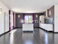 Maison traditionnelle T4  159 m²  Beaux volumes et grande terrasse — photo 4