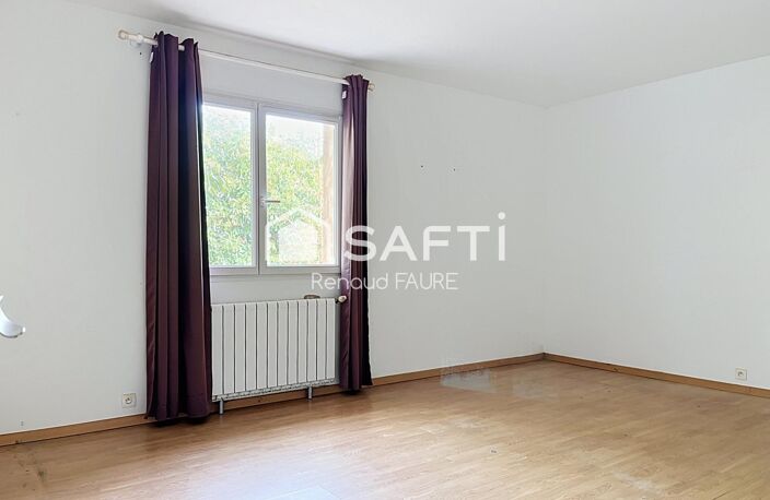 Maison traditionnelle T4  159 m²  Beaux volumes et grande terrasse — photo 5