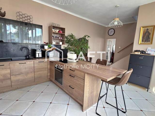 Jolie maison T5 prête à vous accueillir avec jardin — photo du bien