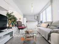 Maison de ville de 67 m² avec terrasse et garage — photo 2