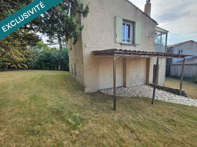 Maison deux niveaux sur 540m2 de terrain — photo du bien