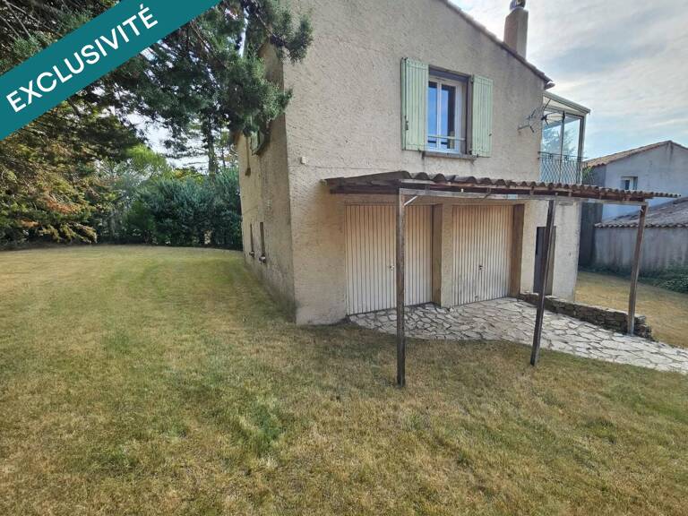 Maison deux niveaux sur 540m2 de terrain — photo 1