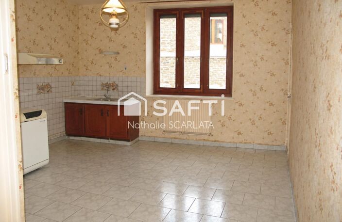 MAISON avec grenier aménageable/cour/grange-garage — photo 2