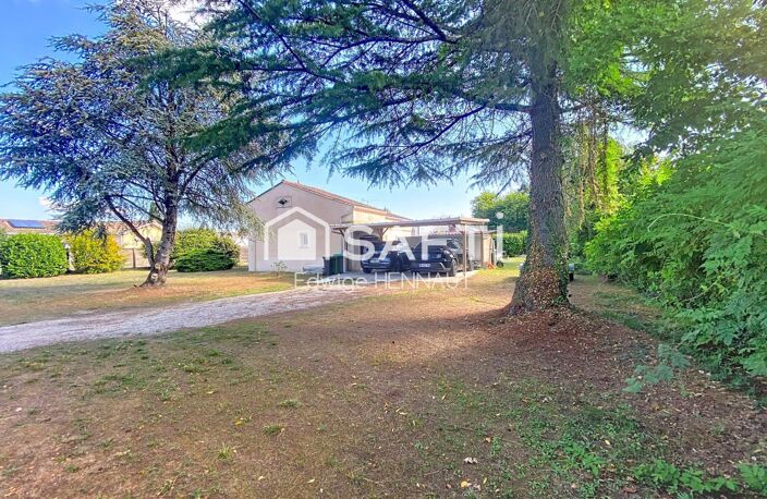 Maison plain pied 3 chambres, grand jardin et piscine. — photo 2