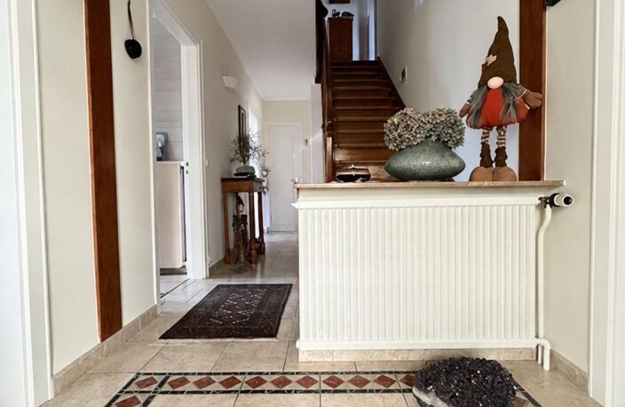 Maison familiale avec piscine et jardin paysager à Richwiller — photo 2
