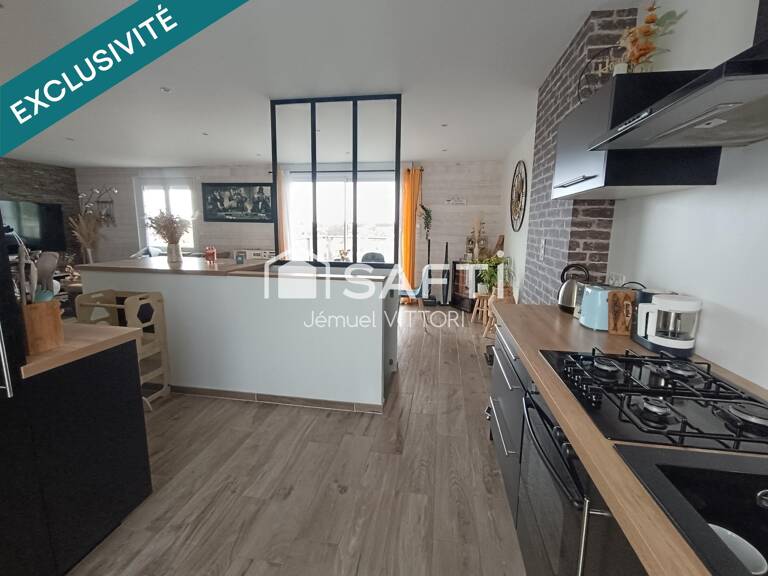 Maison sur sous-sol rénovée en 2018, 3 chambres, terrasse, terrain clos. — photo 1