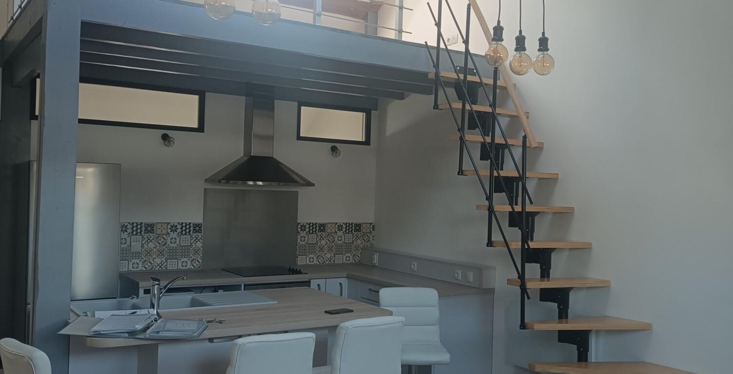 Esprit loft sous les toits, au cœur d'Auxerre — photo 1