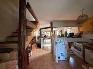 Maison en pierre dans rue calme avec dependance amenageable — photo 4