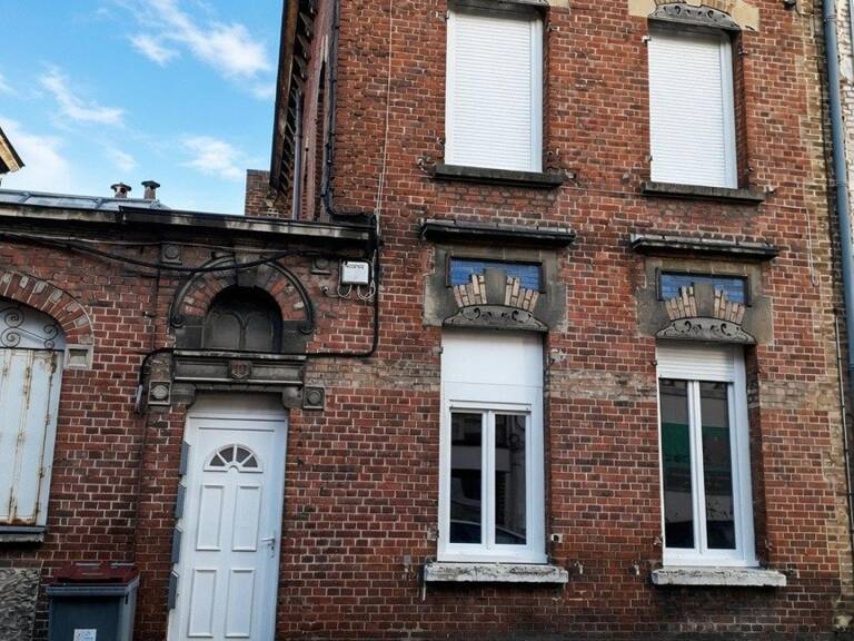 Immeuble locatif, 6 pièces, 131 m2 — photo 1