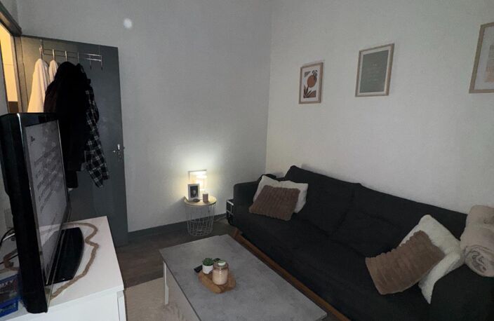 Immeuble locatif, 6 pièces, 131 m2 — photo 4